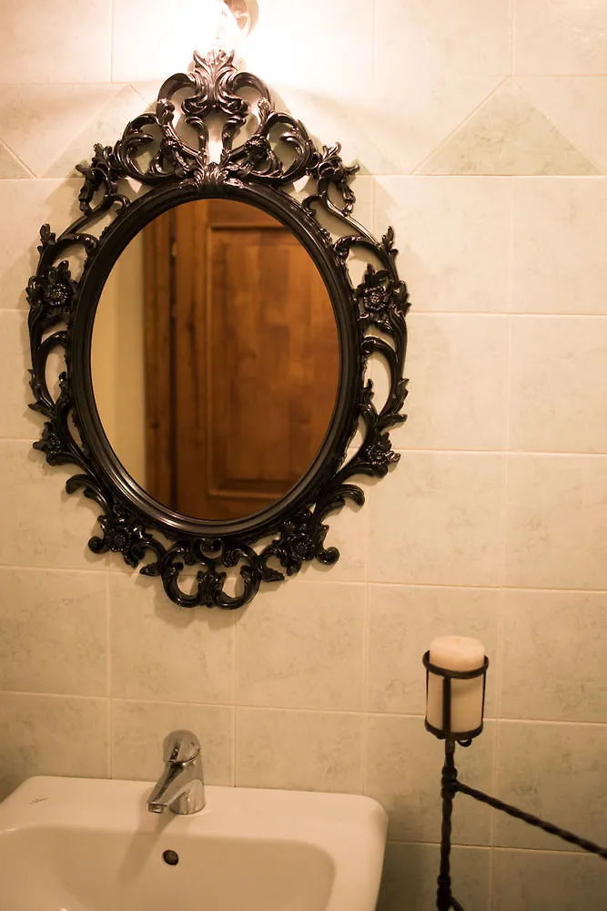 All'Ombra Della Torre Only Rooms Sienne Italie